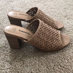 Woman’s sandals